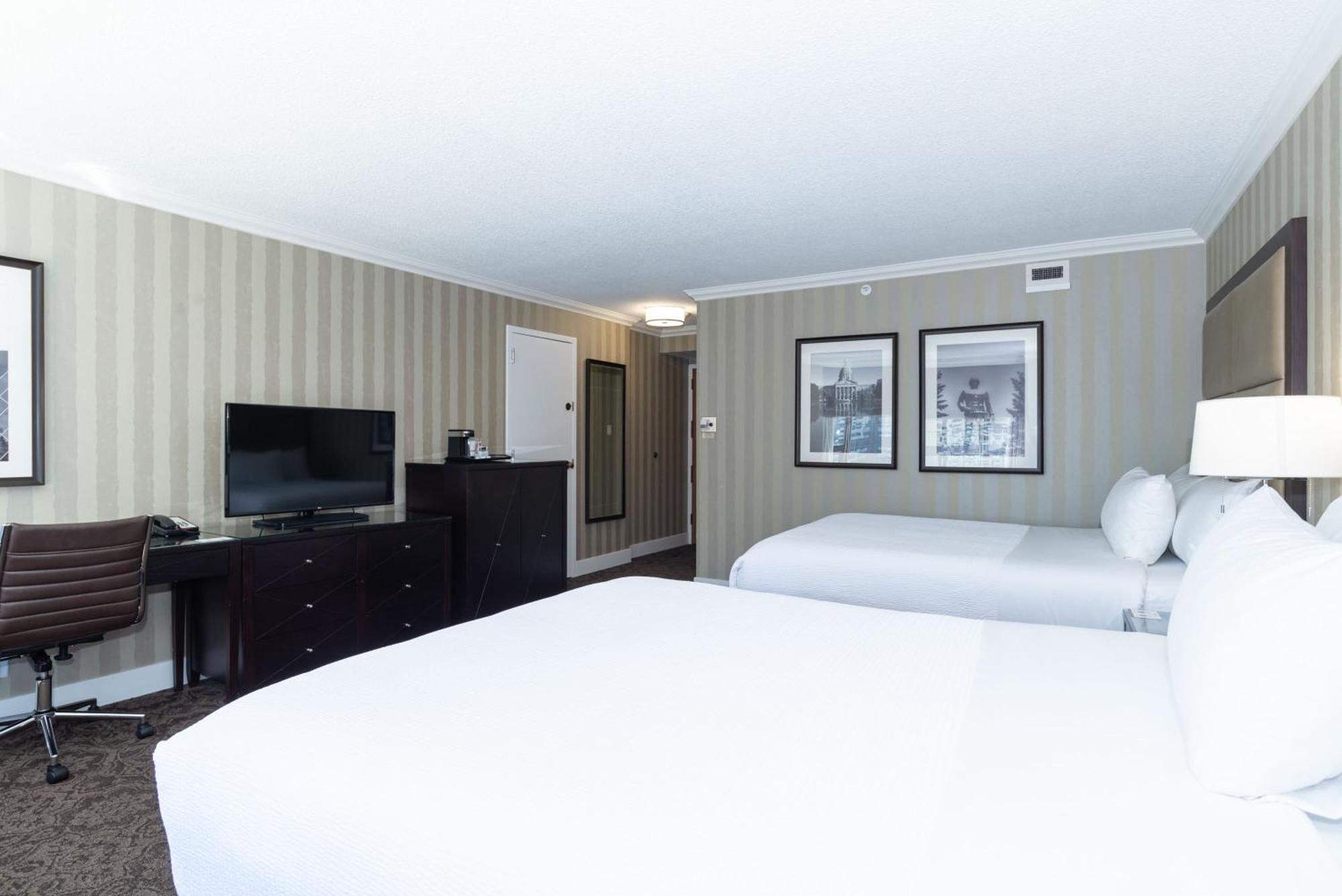 Sandman Signature Edmonton Downtown Hotel Екстериор снимка