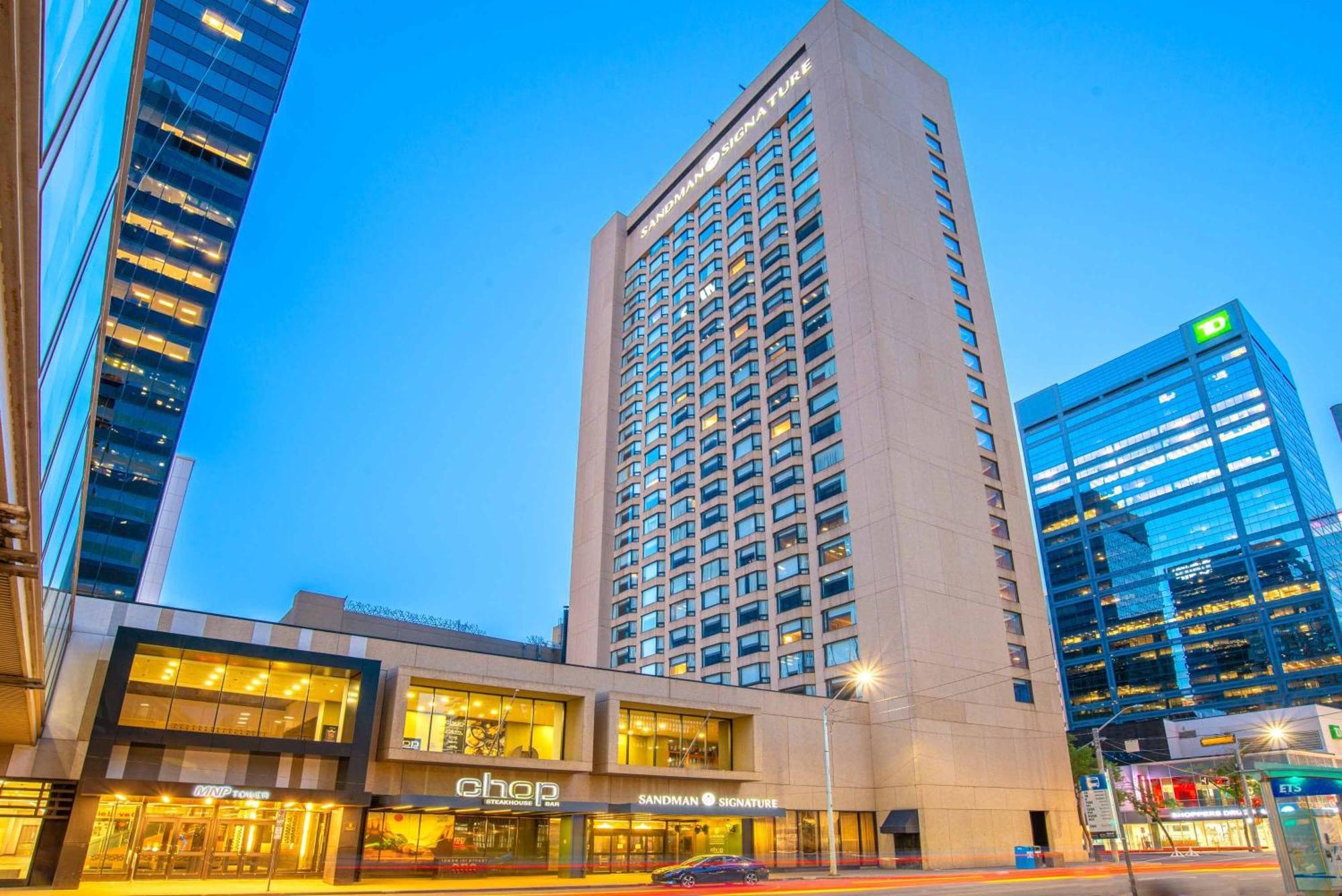 Sandman Signature Edmonton Downtown Hotel Екстериор снимка