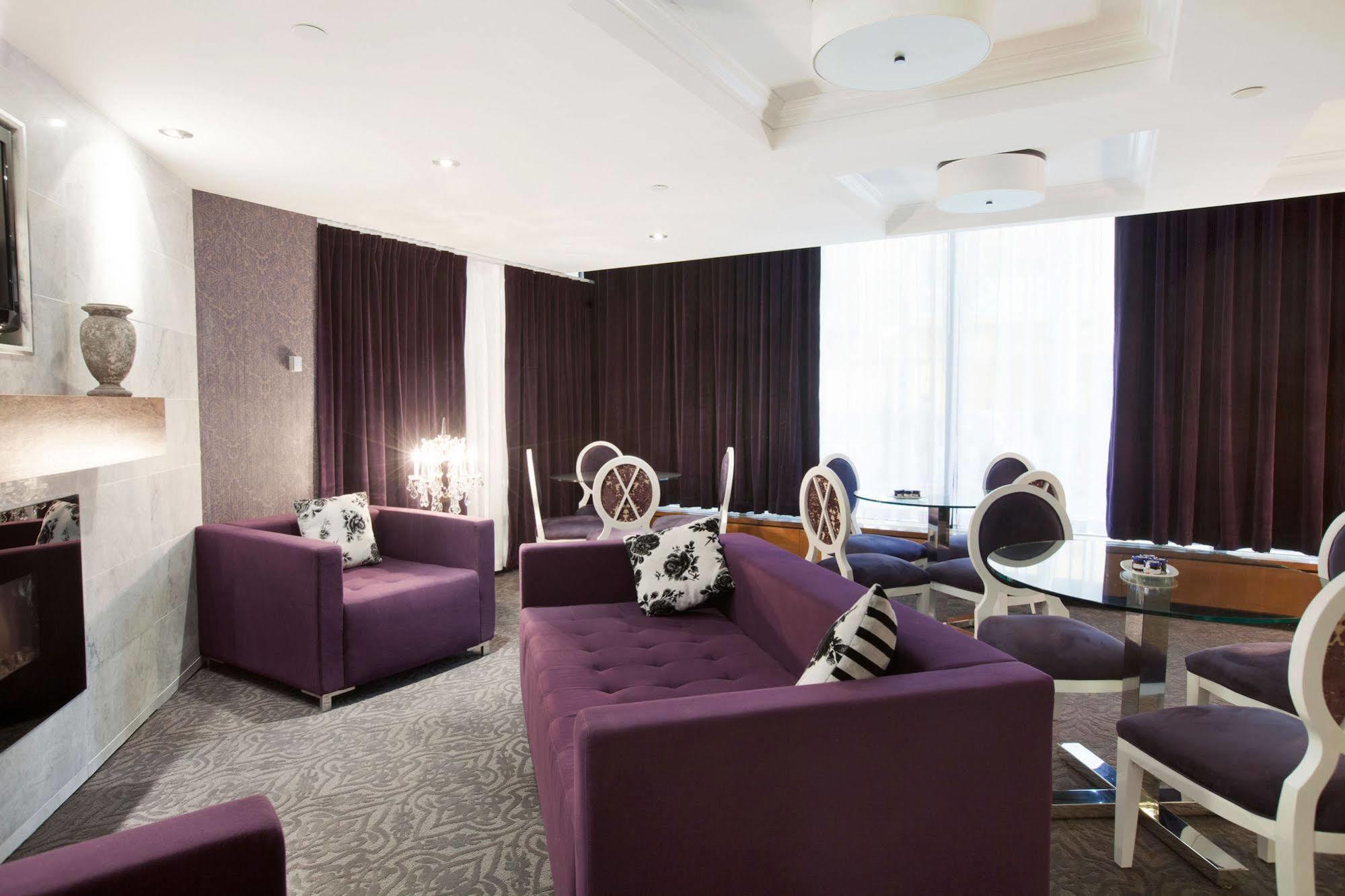 Sandman Signature Edmonton Downtown Hotel Екстериор снимка